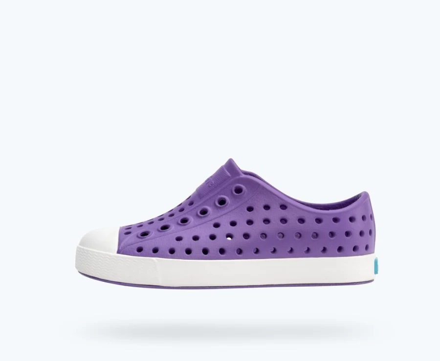 Native Shoes Jefferson Child Girls' Sneakers in Starfish Purple & Shell White
