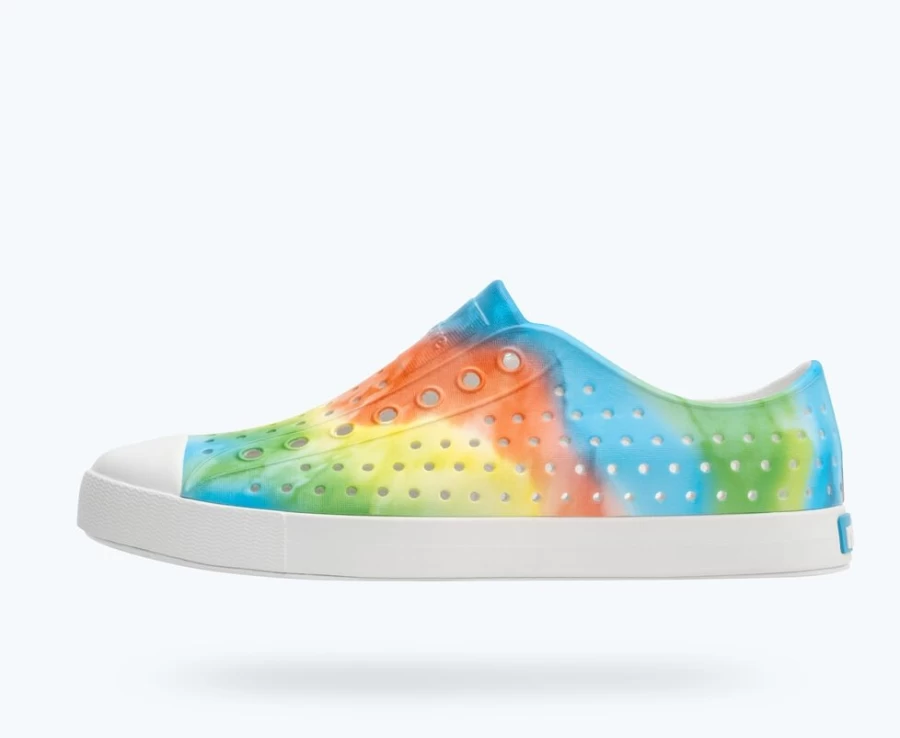 Native Shoes Jefferson Sugarlite Print Women's Sneakers in Shell White & Rainbow Tie Dye