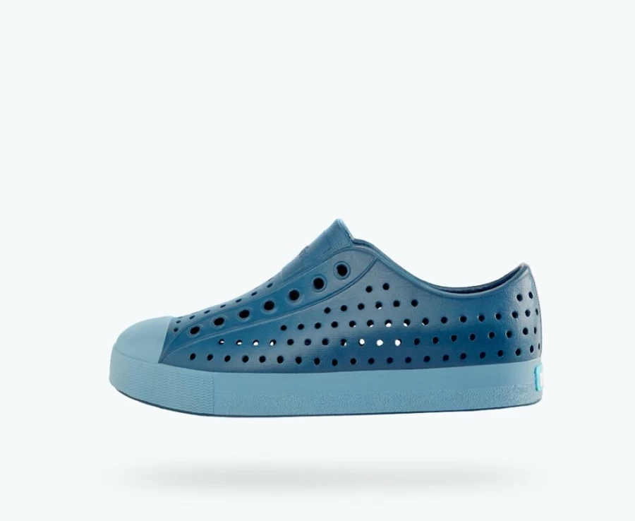 Native Shoes Jefferson Child Girls' Sneakers in Challenger Blue/Still Blue